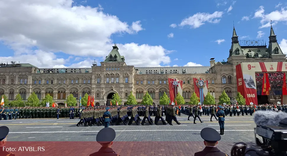 681dd80e869b9-parada moskva2.webp
